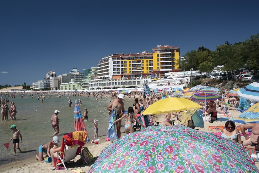 Uczestnicy Obozu mieli do wyboru hotelowy basen lub kąpiel w Morzu Czarnym